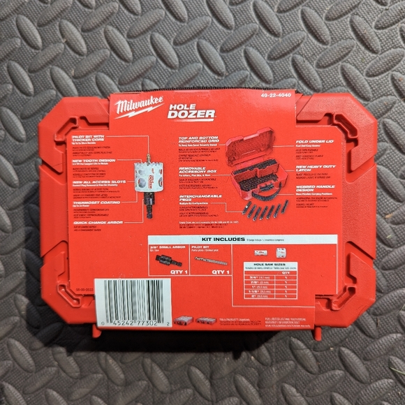 Milwaukee Hole Dozer Bi Metal Hole saw kit - Picture 2 of 3